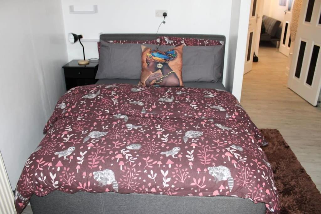 Bowery - 2 Bedroom *